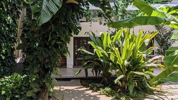 Enceinte de lâhĂ©bergement