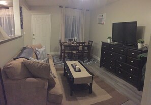 Televisión, futbolito y tenis de mesa