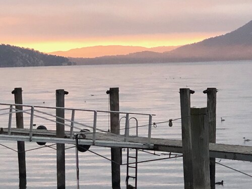 ALL INCLUSIVE AMENITIES:Kayak,SUP,Pedal Boat,PingPong,Pickleball,Movie Nt &MORE!