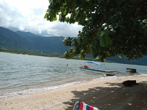 Praia, Montanha,trilha,pesca e paz em um só Lugar