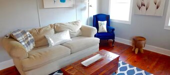 Happy Hen Loft minutes from Gettysburg sleeps 8