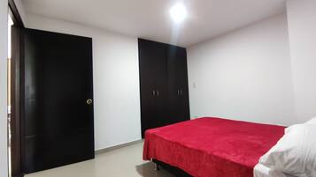 2 bedrooms, bed sheets