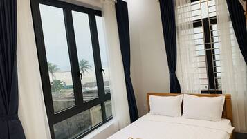 Basic Double Room | Soundproofing, free WiFi, bed sheets