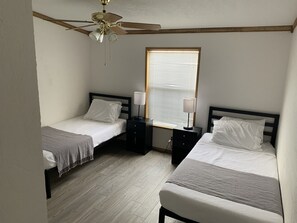 3 bedrooms, free WiFi, bed sheets