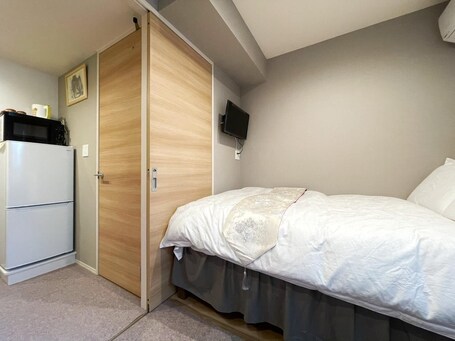Shinjuku Warm House - Image 39