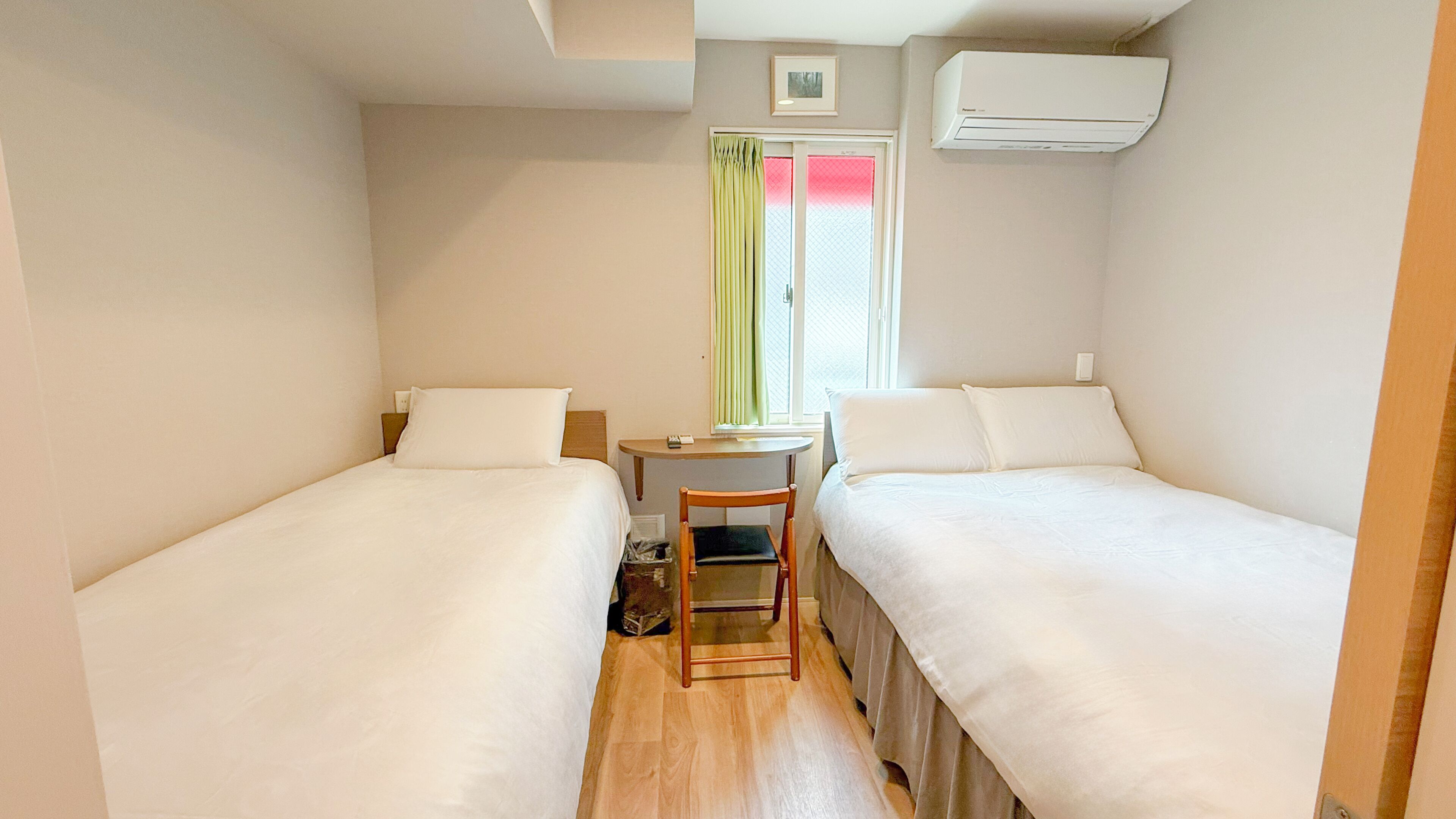 Desk, free WiFi, bed sheets