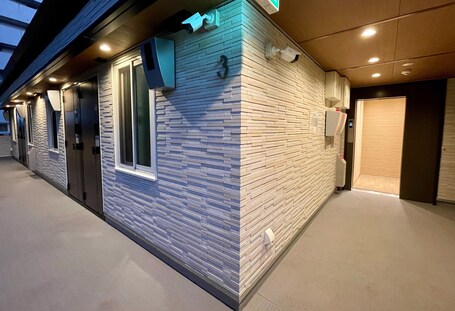 Shinjuku Warm House - Image 52