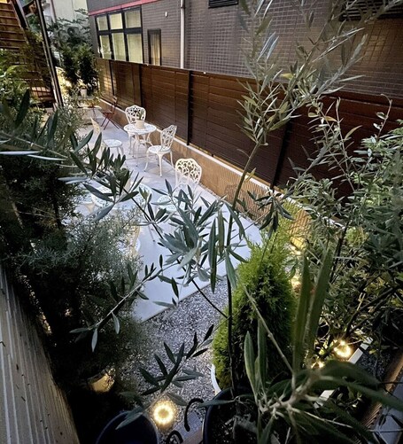 Shinjuku Warm House - Image 53