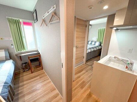Shinjuku Warm House - Image 32