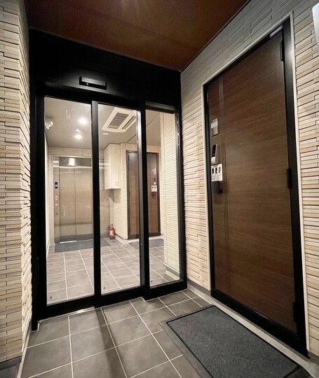 Shinjuku Warm House - Image 56