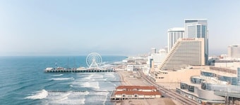 CozySuites at Showboat Bold Beachfront Condo