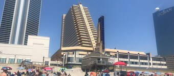 CozySuites Showboat | Spacious Ocean Front Condo