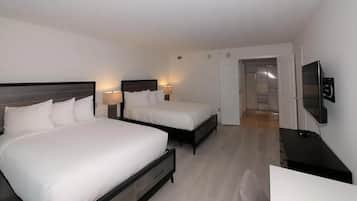 2 bedrooms, laptop workspace, iron/ironing board, bed sheets