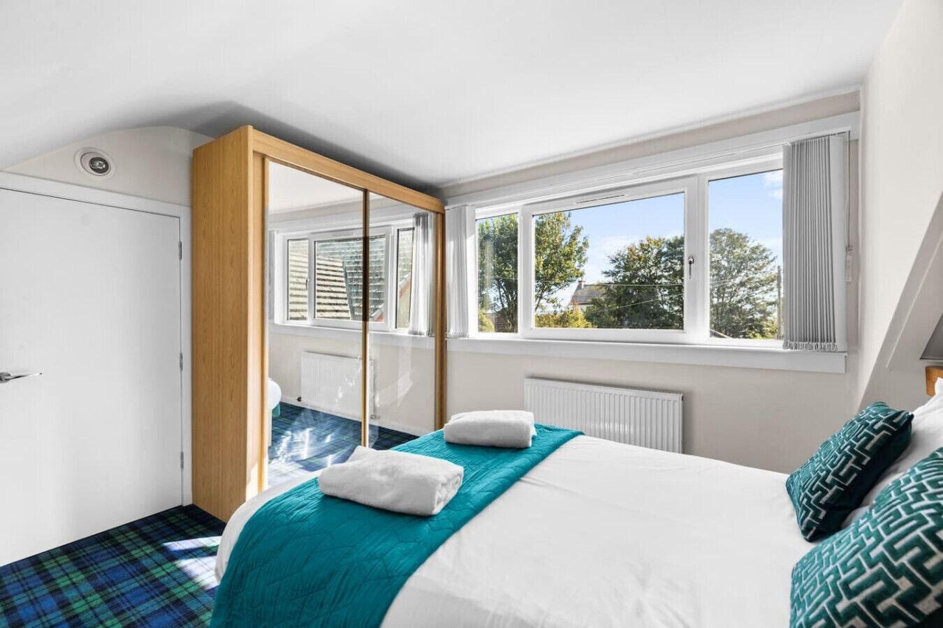 Desk, iron/ironing board, free WiFi, bed sheets