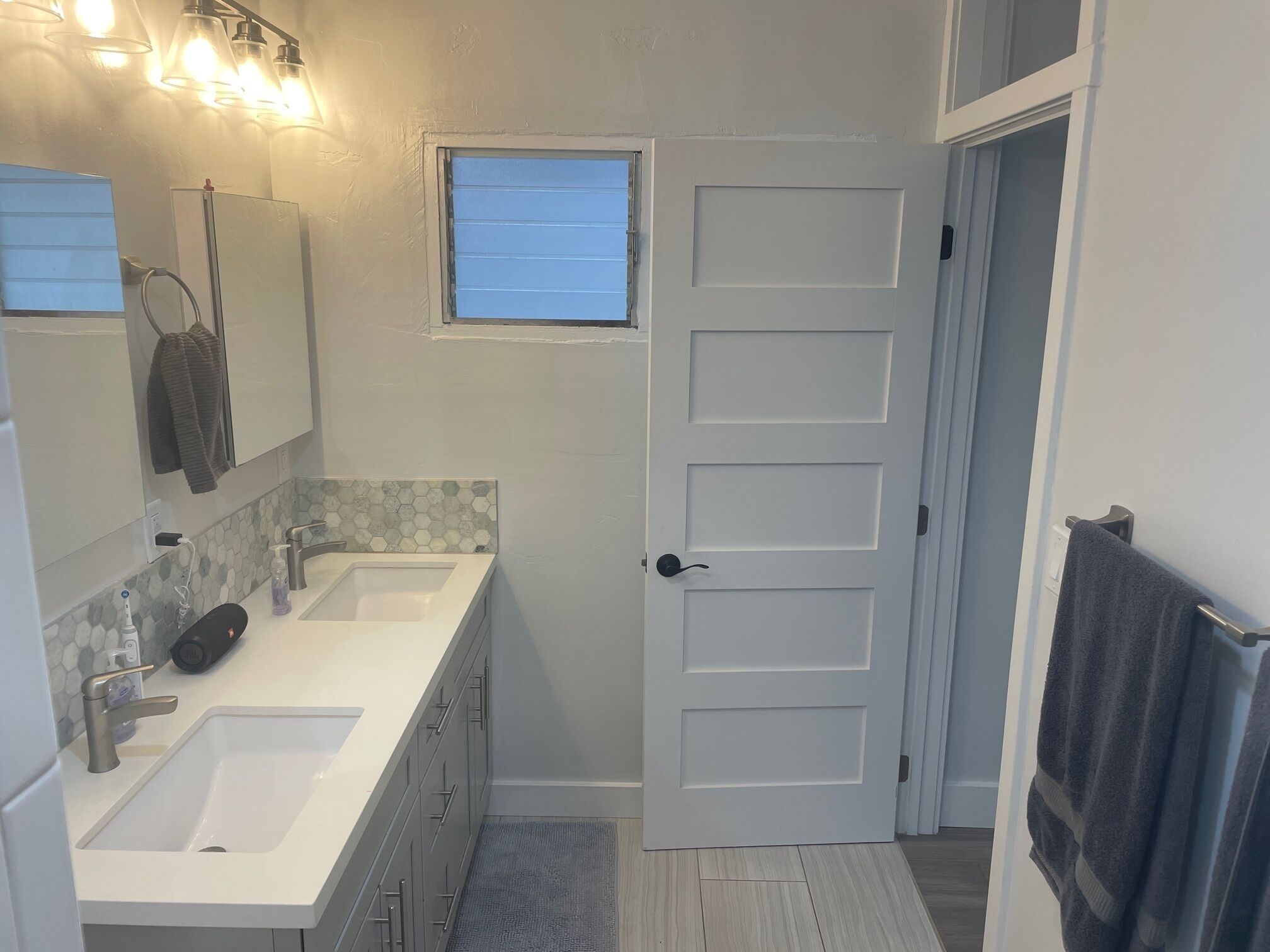 Beautiful, renovated Home. Discover the North Shore of Oahu. Great location. - Photo 16