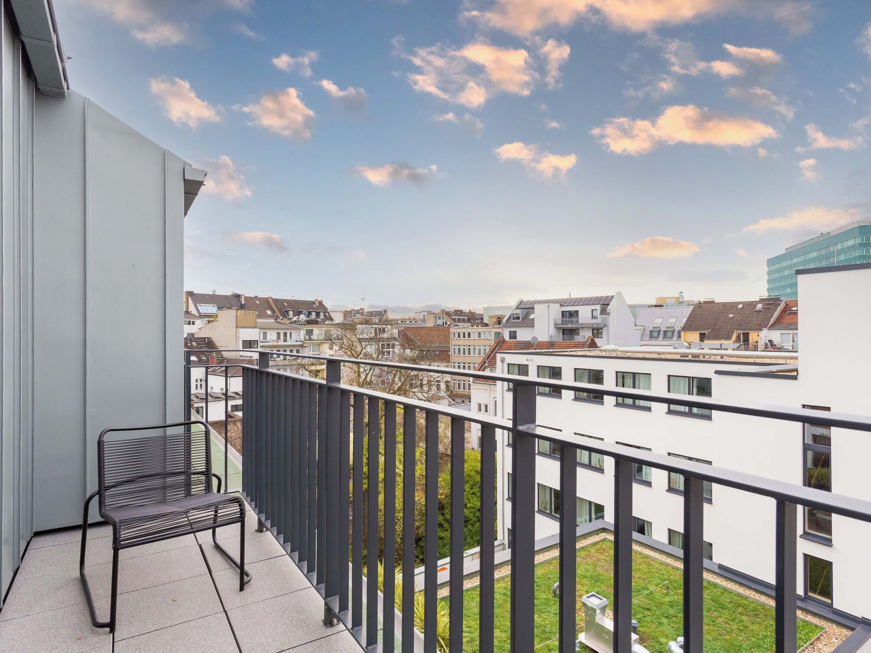 Comfort Suite with Sofa Bed and Balcony | Balkon