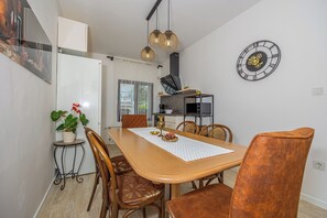 Apartment (A2) | Private kitchen | Fridge, oven, stovetop, dishwasher
