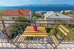Apartment (A2) | Water view