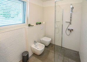 House | Bathroom | Shower