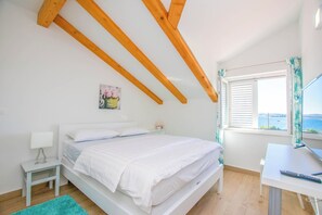 House | 3 bedrooms, iron/ironing board, free WiFi - House Villa Verdi (Tkon)