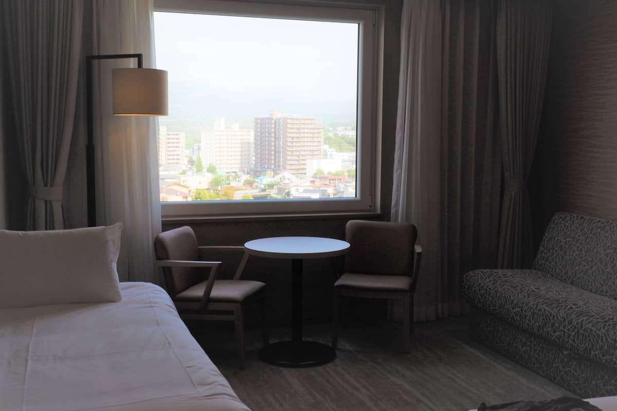 1 bedroom, premium bedding, down duvets, in-room safe