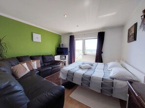 Apartment (A1)