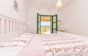 2 Schlafzimmer, Bügeleisen/Bügelbrett, kostenloses WLAN