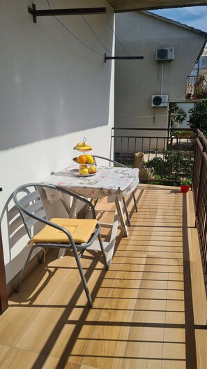 Balcony - Apartment Antonia (Stari Grad)