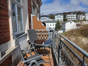 Outdoor dining - RH 307 - Alter Reichshof, Apartments 307+403 (Sassnitz)