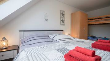 1 Schlafzimmer, Reisekinderbett, WLAN