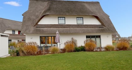 Schatzkiste Reetdachhaus