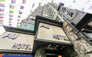 Exterior - Busan Deokcheon AU (Busan)