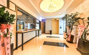 Interior detail - Busan Deokcheon AU (Busan)