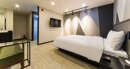 Pocheon Reading You Self Check-in Motel
