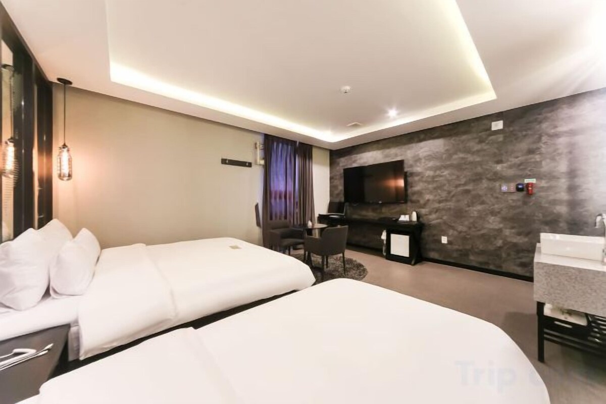 1 chambre, Wi-Fi gratuit, draps fournis