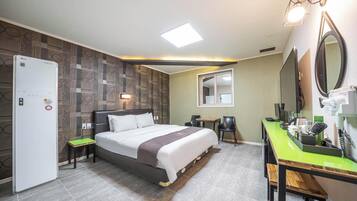 Room (VIP (whirlpool styler equipped) (extr) | 1 bedroom, free WiFi, bed sheets