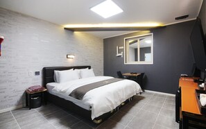 Room (Standard (extra large TV woofer speak) - Gwangju Chungjangro Gold Brown Hotel (Gwangju)