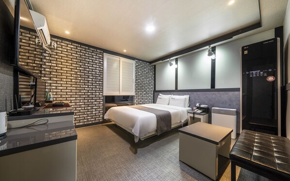 Room (Business (1 PC LOL Sudden Attack styl) | 1 bedroom, free WiFi, bed sheets