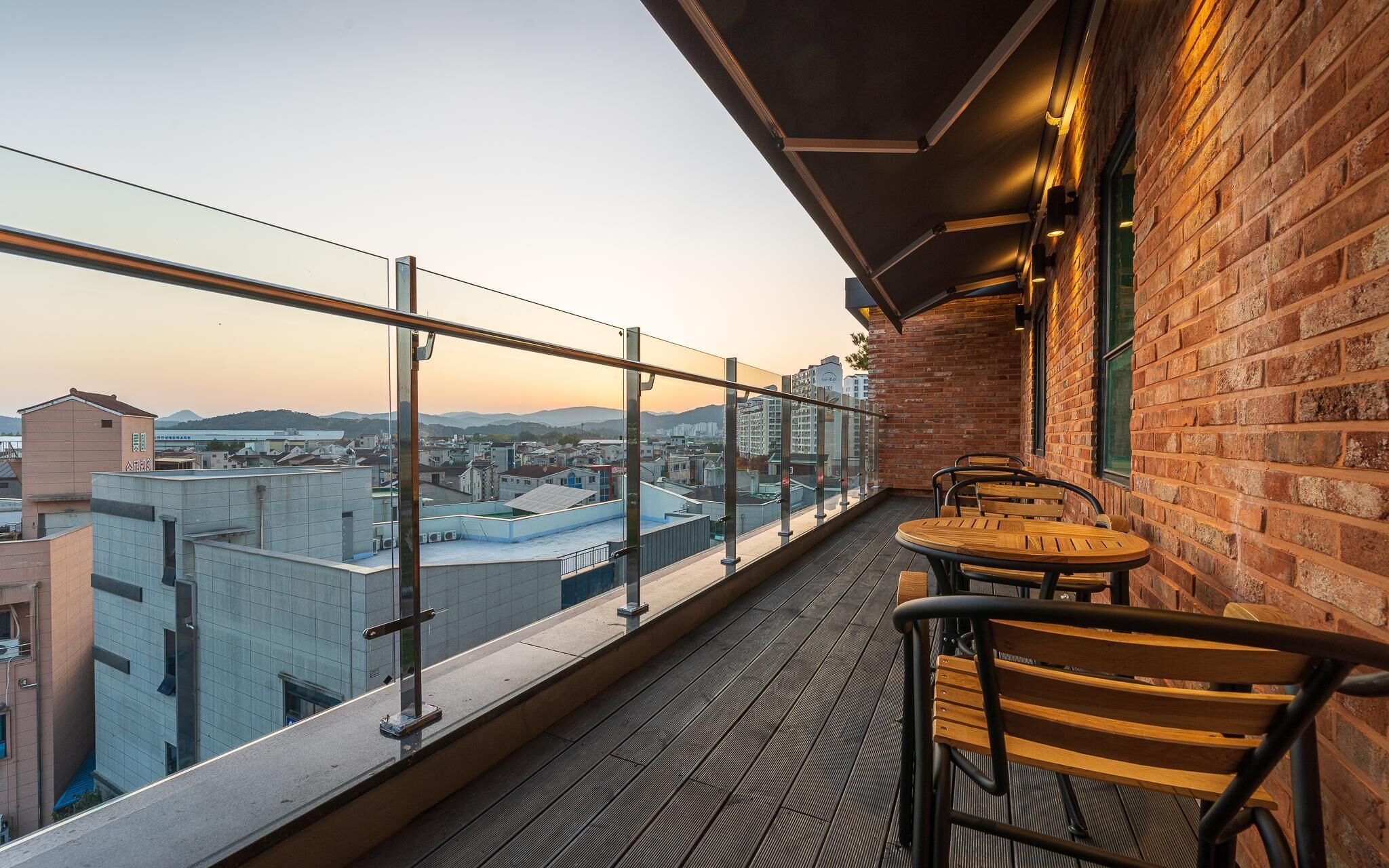 순천역 숙박 도보3분 "길건너 게스트하우스"