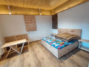 3 bedrooms, Internet