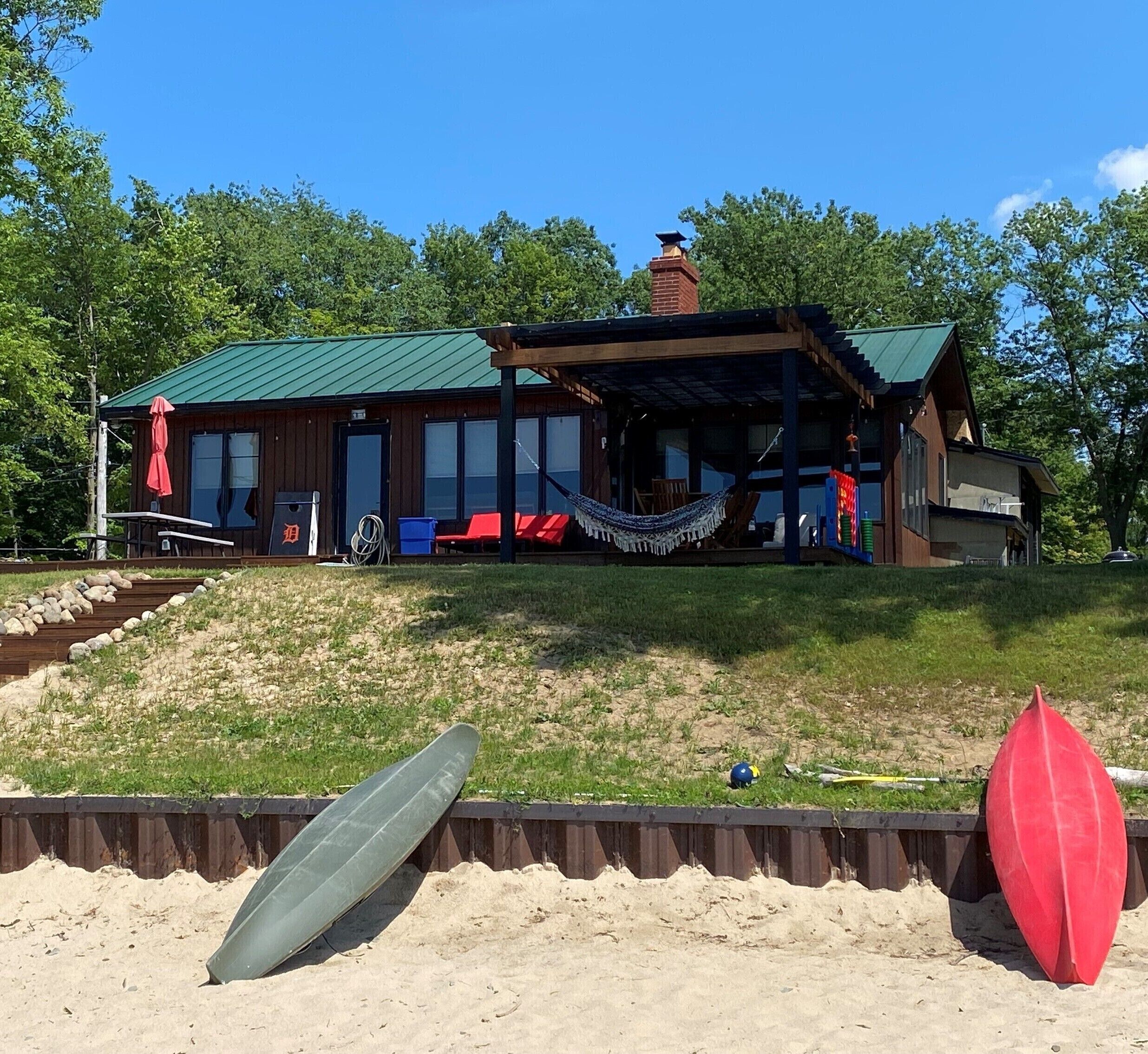 Private Beach Front, Cottage - Heart Rock Haven - Port Austin - Sunset Haven