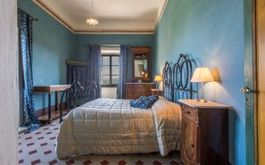 6 Schlafzimmer, Bügeleisen/Bügelbrett, Reisekinderbett, kostenloses WLAN