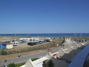 Third-party on-site parking - Air-conditioned studio with terrace and private parking, Cap d'Agde (Cap d'Agde naturisme)