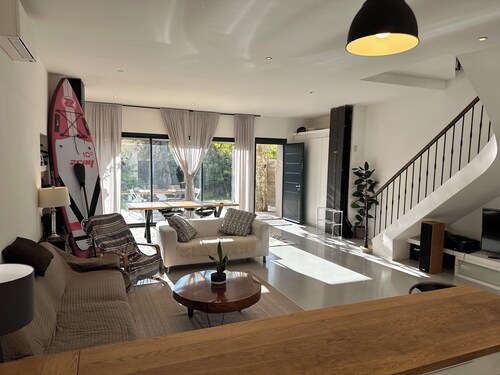 Villa climatisée à 2 mn de la plage de la pointe rouge