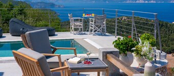 Blue Horizon-Modern Villa private pool great view