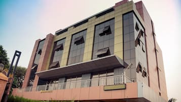 Fachada da propriedade