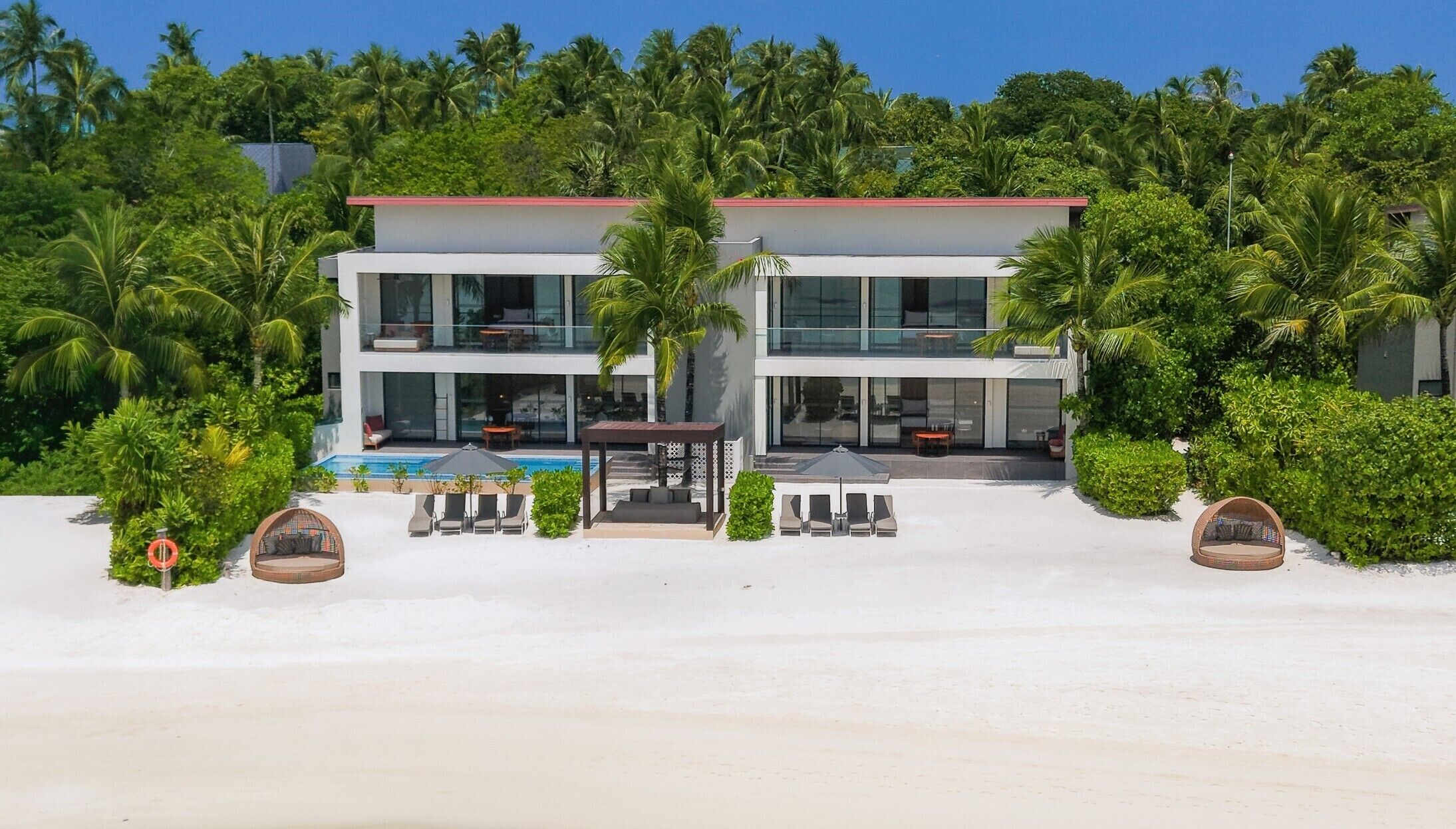 Four Bedroom Beach Residence with Private Pool | Terrace/patio