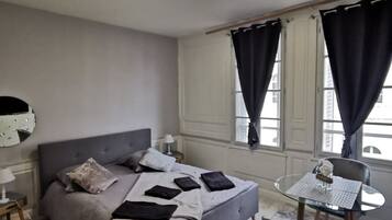 1 chambre, Wi-Fi gratuit, draps fournis