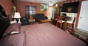 Iron/ironing board, free WiFi, bed sheets