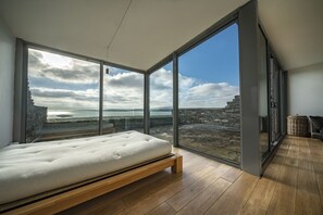 3 camere, una scrivania, Wi-Fi gratuito, lenzuola